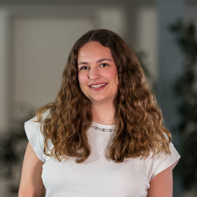 Noémie Schneider | Online Marketing Consultant